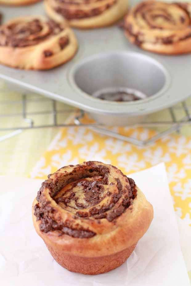 Mini chocolate babka