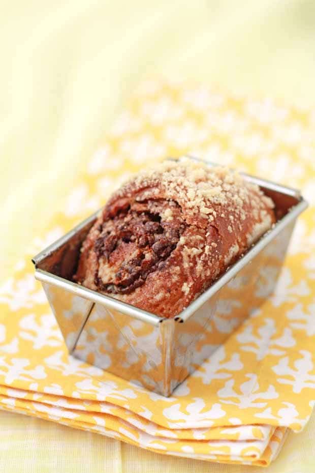 Mini chocolate babka