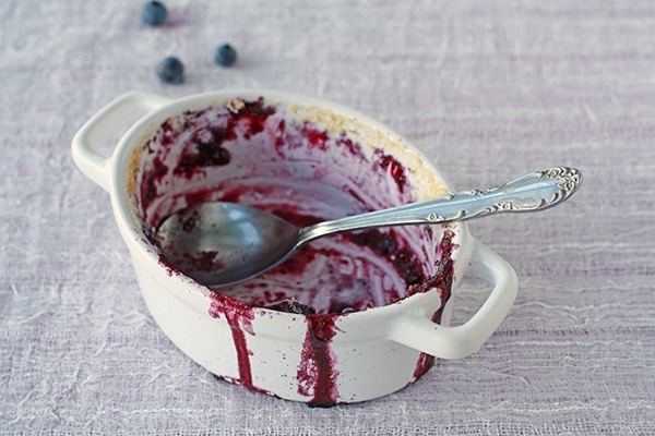 blueberry cobbler