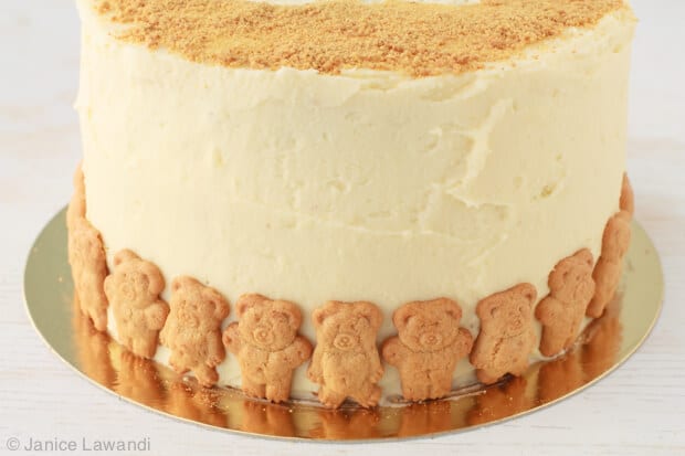layered spice cake with cream cheese frosting
