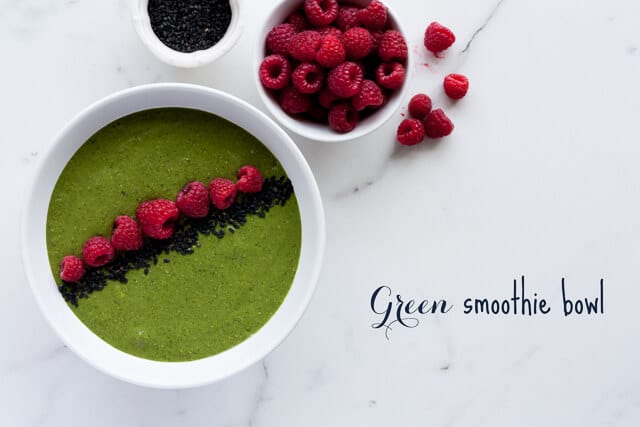 Green smoothie bowl with berries