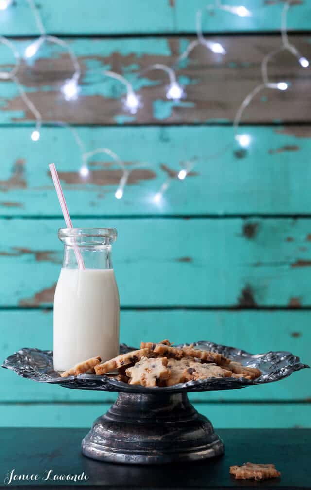 Toffee chocolate coconut snowflake cookies