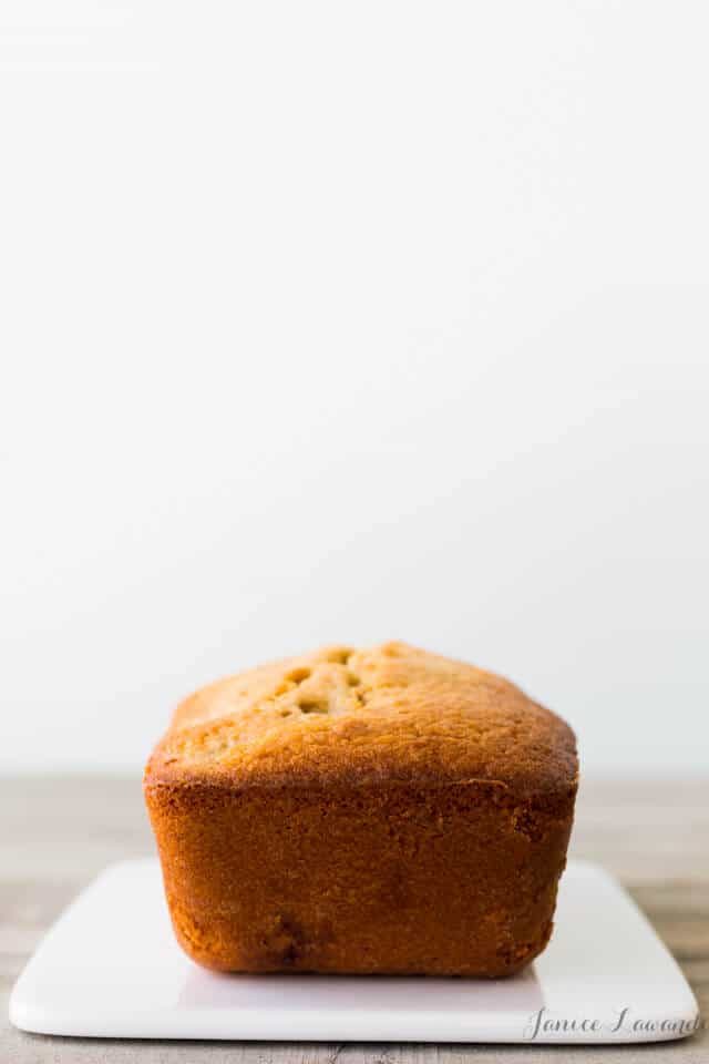 Unglazed banana and cardamom buttermilk cake