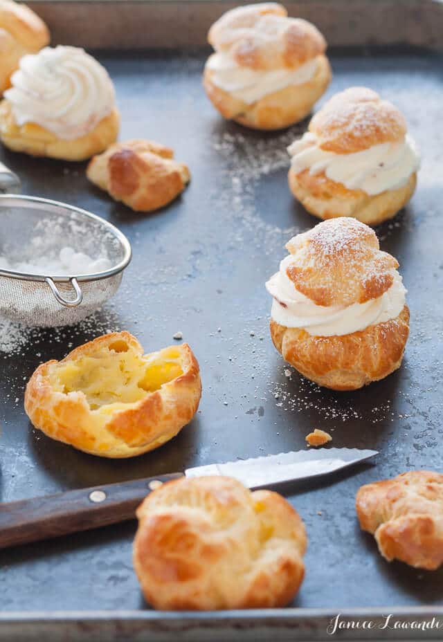 filling cream puffs