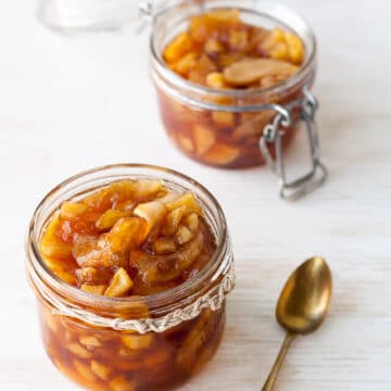 spiced apple jam