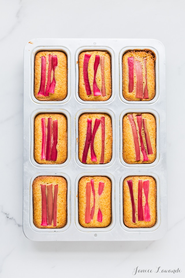 Baked orange rhubarb cakes with cornmeal