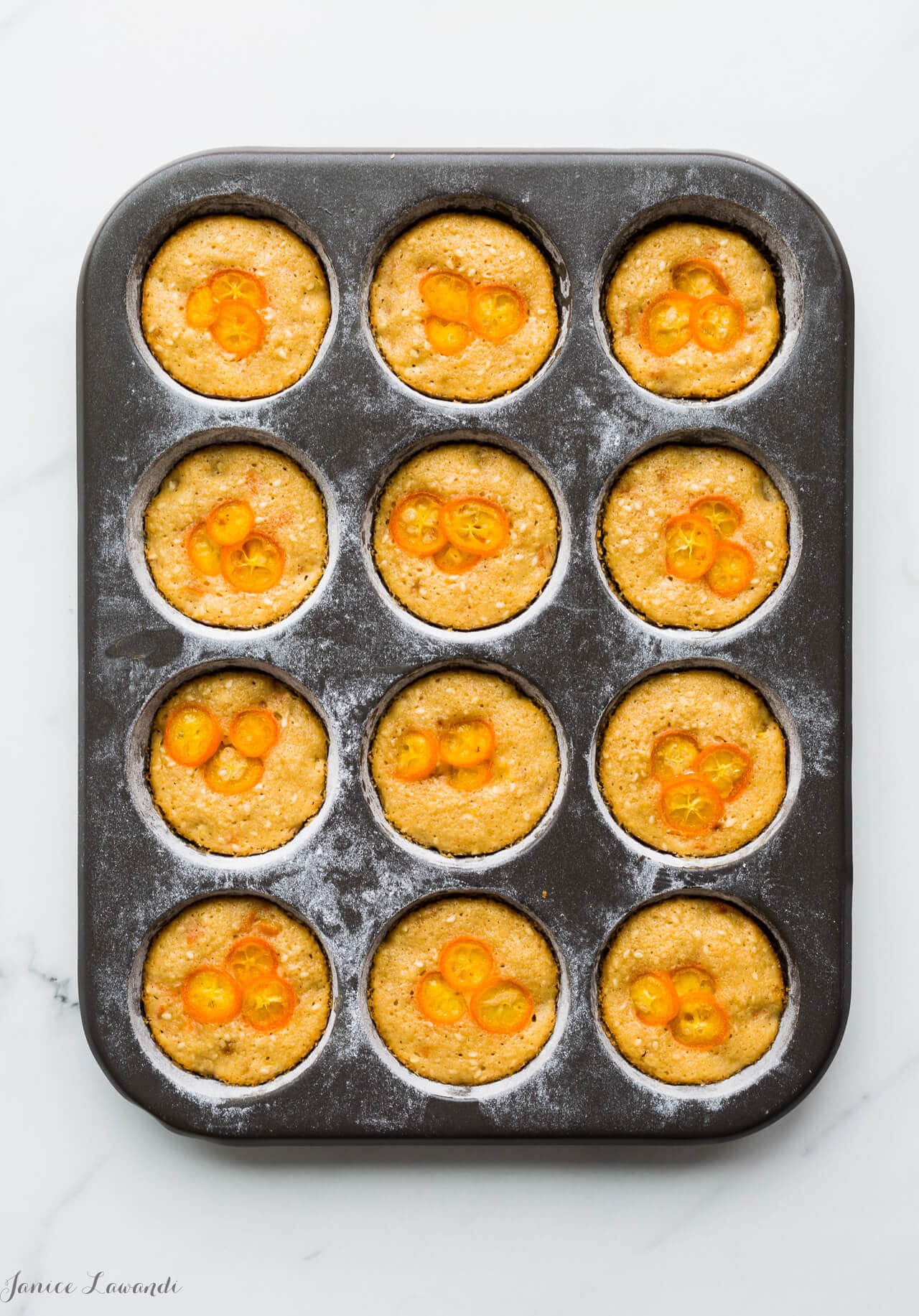 Sesame kumquat financiers