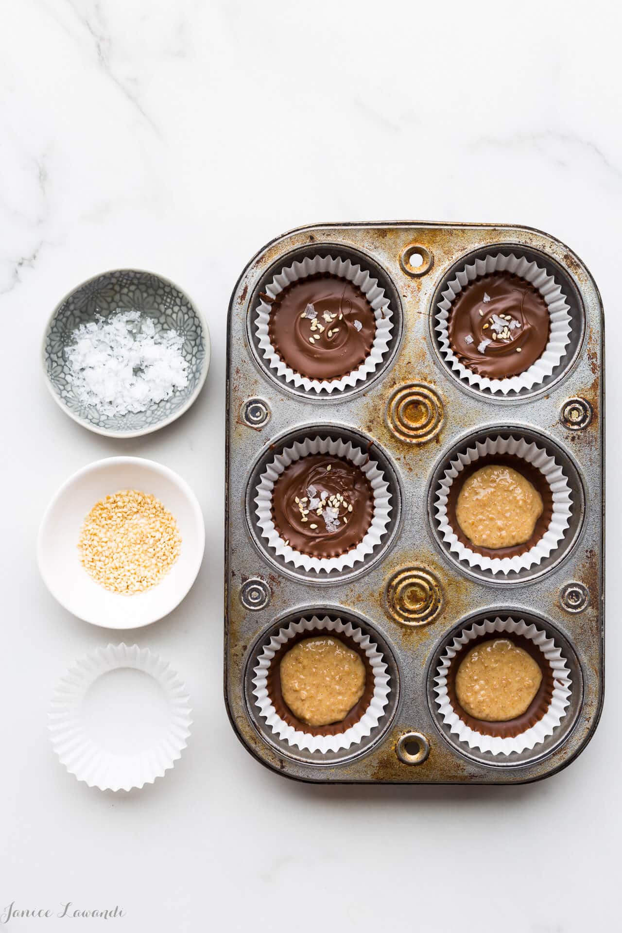 How to make chocolate peanut butter cups with any nut butter