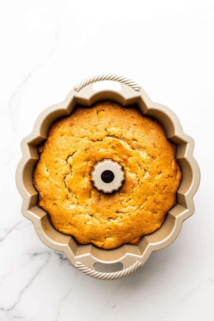 Why Do Cakes Sink In Center