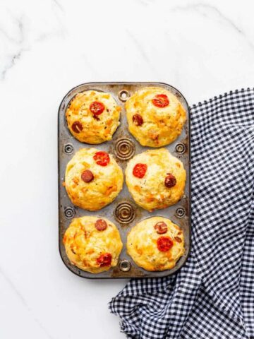 cropped-Pizza-muffins-after-baking.jpg